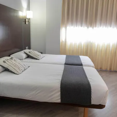 Hotel Cardena By Gaiarooms
