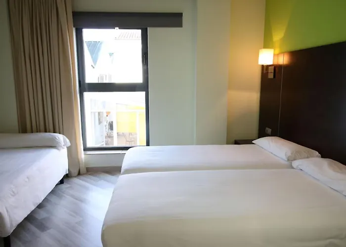 Cardena By Gaiarooms 호텔 Burgo